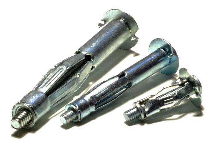 Дюбель молли