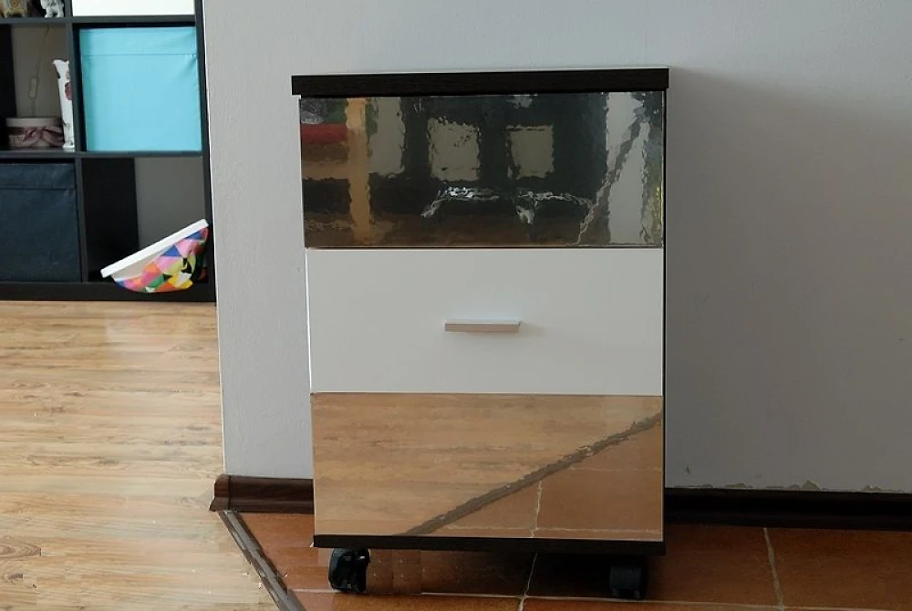 Самоклеюча плівка Patifix 45см х 1м 18-7700 (Дзеркальна)