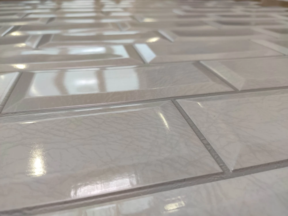 Пластиковая Панель Пластмаркет плитка Кабанчики белая 960 * 485мм