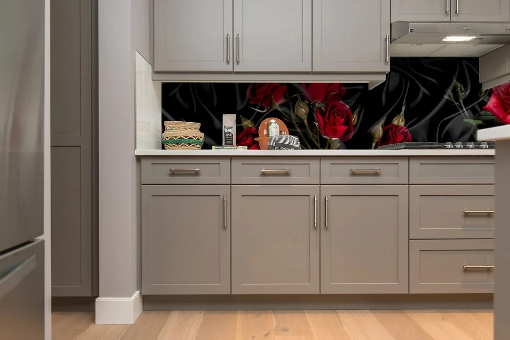 Скинали на кухню Zatarga  Роза Tassin 02 650х2500 мм