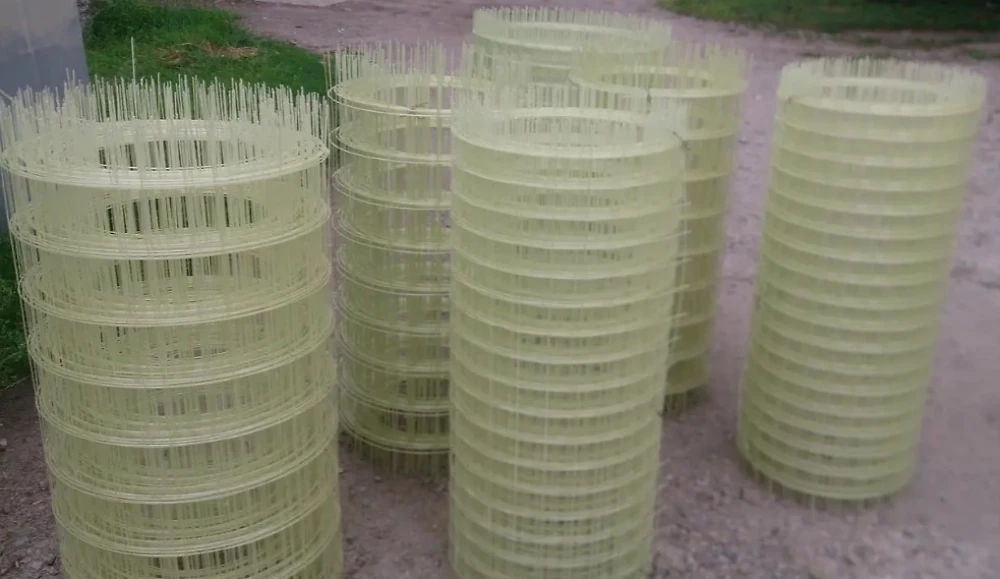 Сетка композитная полимерная 3 мм, 50*50мм  1м ширина (на метраж)