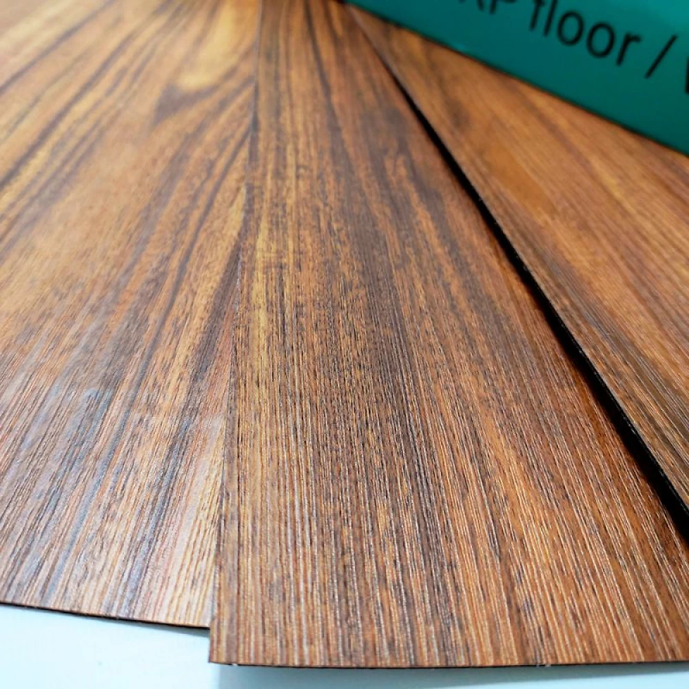 Самоклеющаяся виниловая плитка 914,4*152,4*1,5мм Темное дерево СВП-004