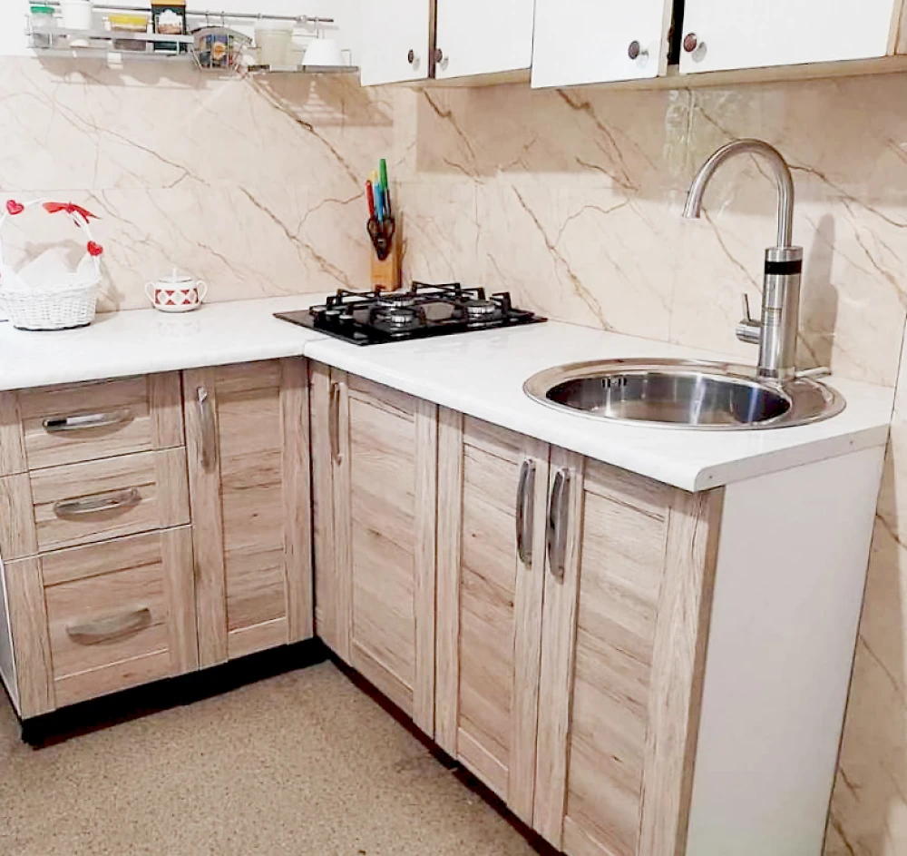 Самоклеющаяся виниловая плитка 600*300*1,5мм Мрамор благородный СВП-101 глянец