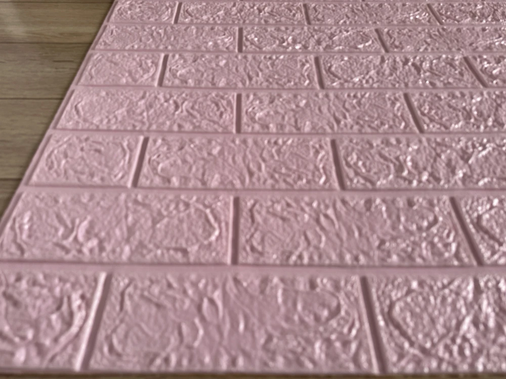 Самоклеющаяся декоративная 3D панель под розовый кирпич 700x770x4 мм. 04-4