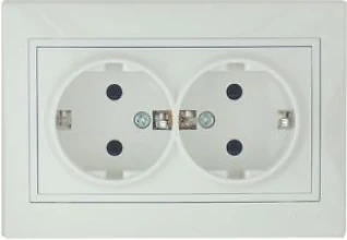 Lezard Mira Белый Розетка 2-я с заземлением