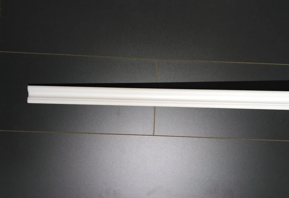 Плинтус потолочный  (30*30мм) MP Nomastyl 1м