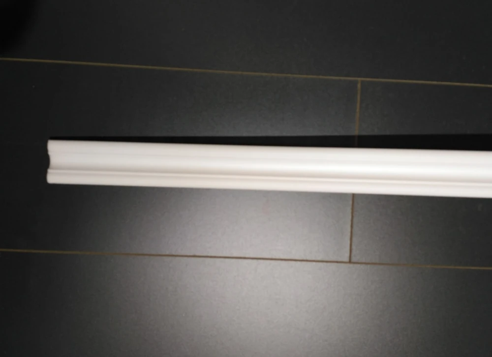 Плинтус потолочный  (30*30мм) MP Nomastyl 1м