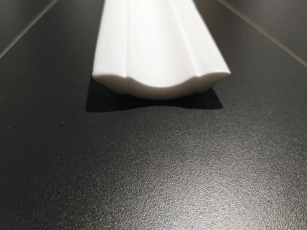 Плинтус потолочный  (45*45мм) MX Nomastyl 1м