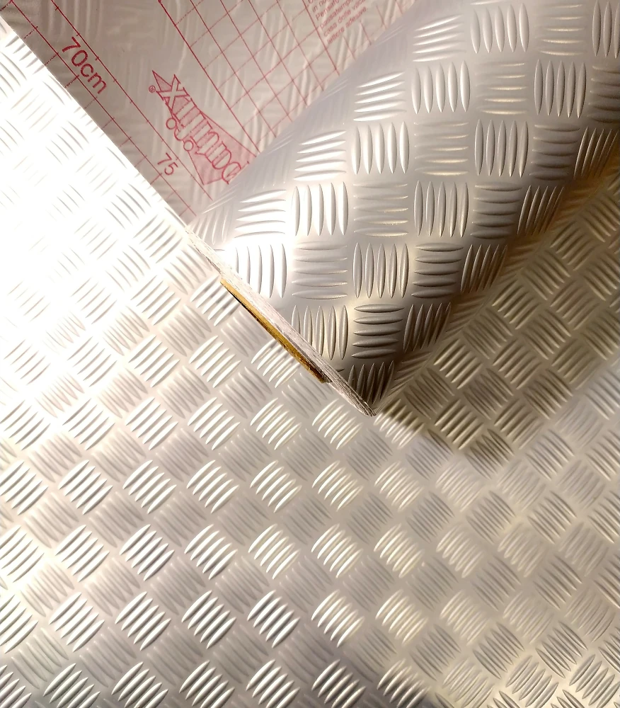 Самоклеющаяся пленка Patifix 45см х 10м 18-7805